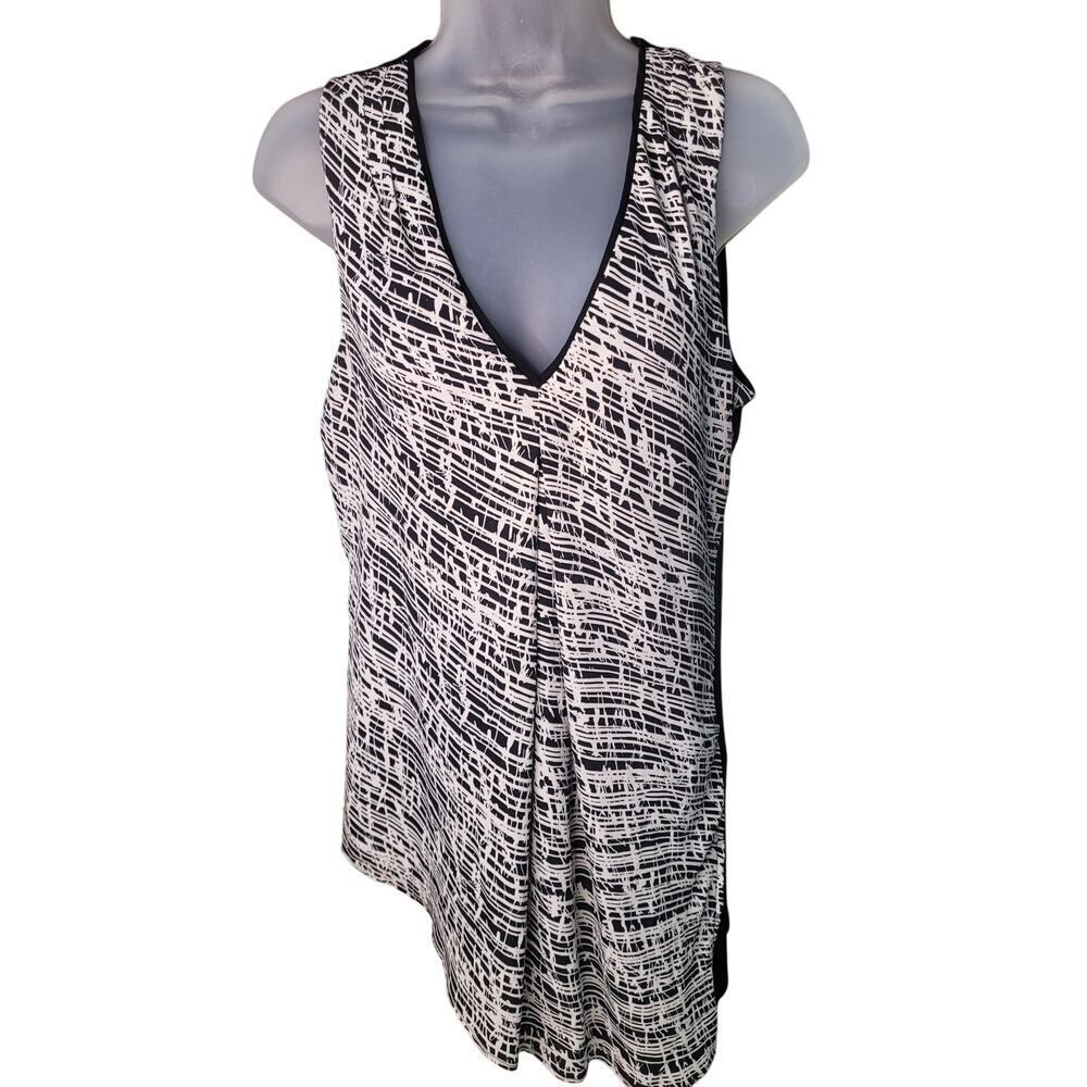 White House Black Market Sleeveless Blk/White Asymmetrical Women's Shirt SZ M